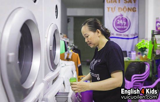 Cửa hàng giặt đồ tự động tiếng anh là gì