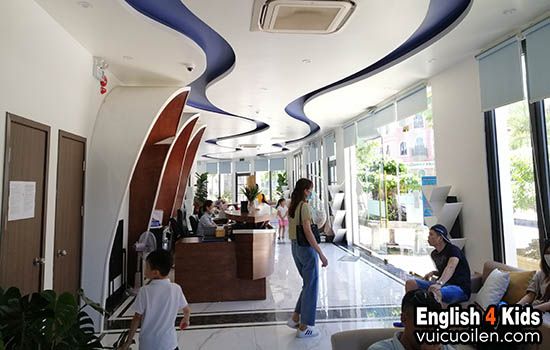 Bạn tiếng anh là gì