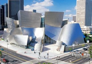 To lớn đồ sộ tiếng anh là gì